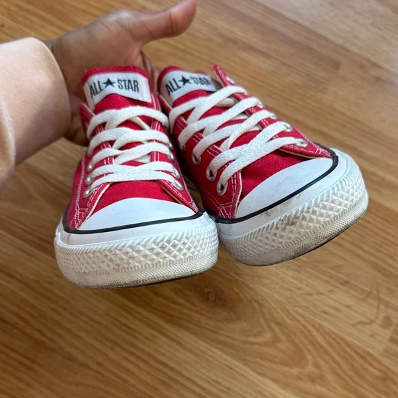 Red Converse Sneakers - Size 7 - Picture 7 of 10